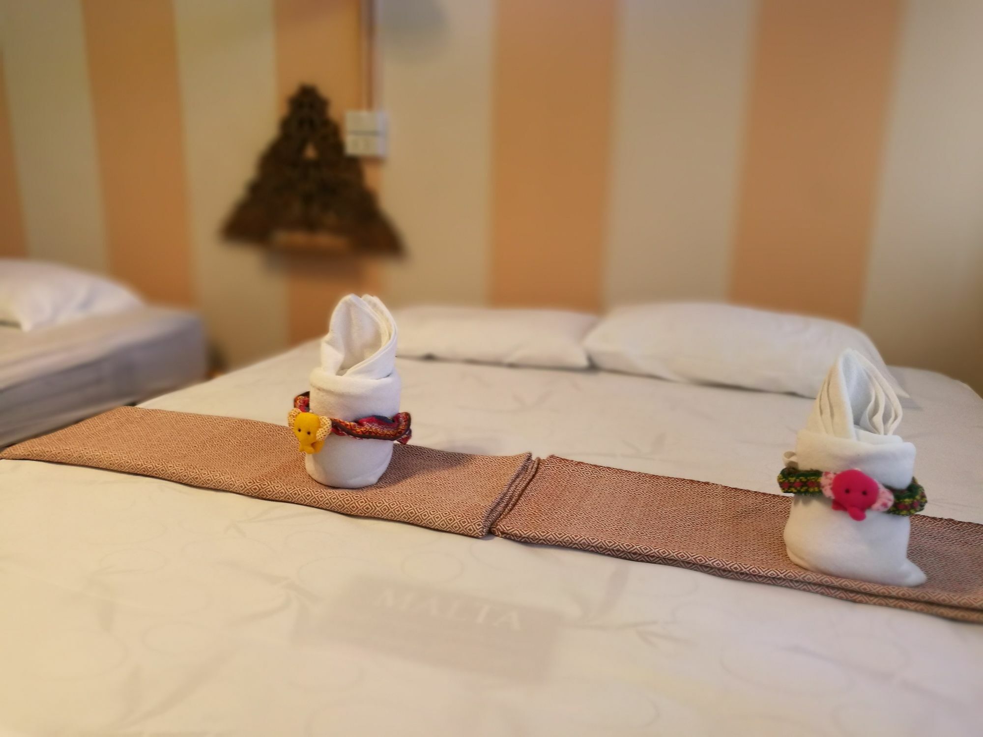 At Phra Sing Retro Hotel Chiang Mai Bagian luar foto